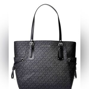 NEW Michael Kors Voyager East West Logo signature Tote Dark Gray Sliver Handbag